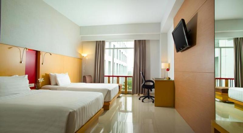 Santika Premiere Dyandra Hotel & Convention - Medan Room photo